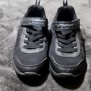 Big Boys shoes (Size 2) S-Sport by Sketchers Lights (Black)